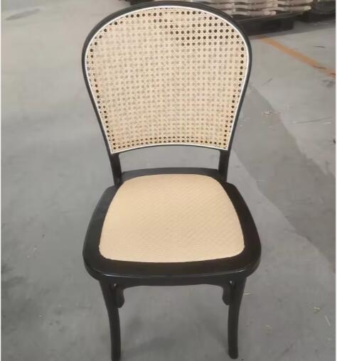 018.Banana Leaf Chair